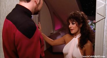 phim sex hayama không che Tài xế Xe sex gái vú to Buýt Sofia Lee cung cấp cho hành khách.